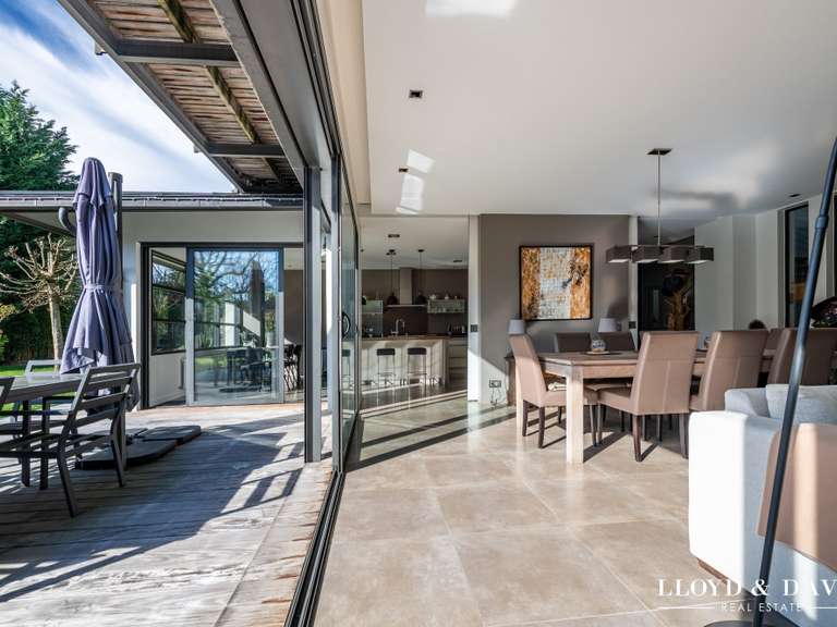 Maison La Celle-Saint-Cloud - 5 chambres - 335m²