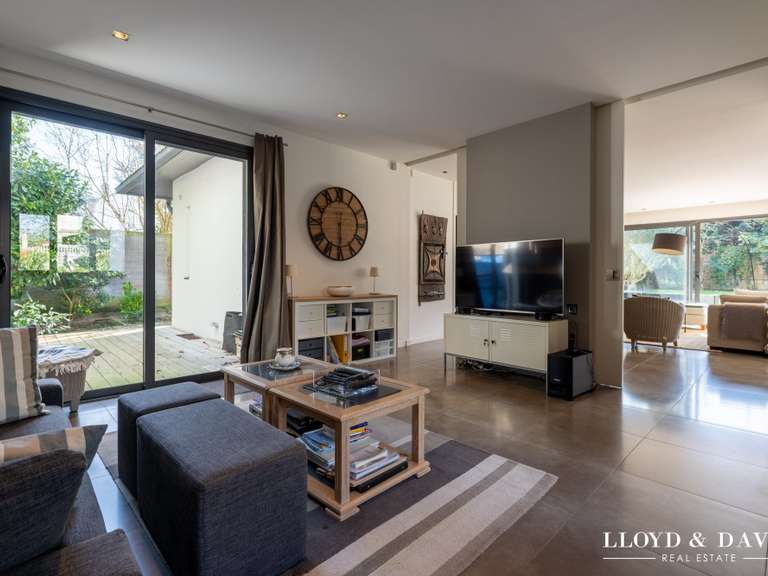 Maison La Celle-Saint-Cloud - 5 chambres - 335m²