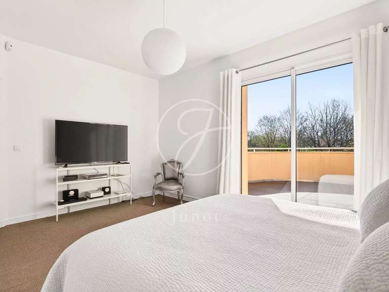 Maison La Celle-Saint-Cloud - 5 chambres - 465m²