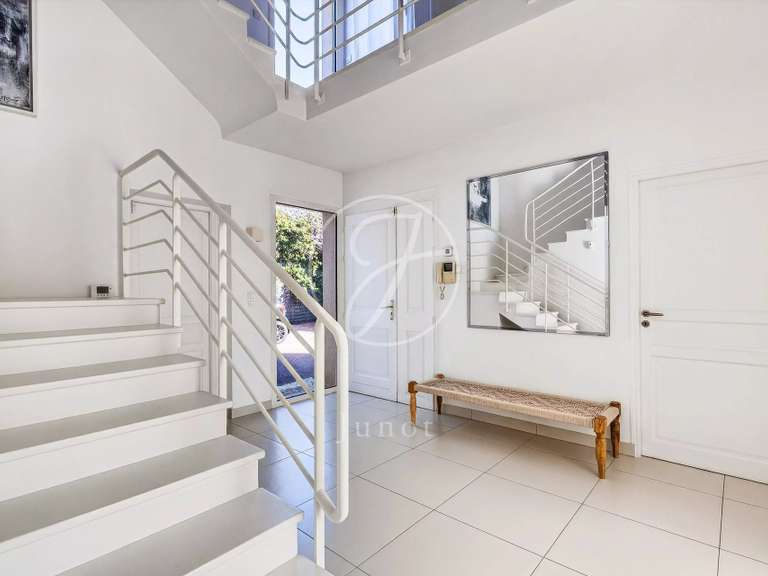 Maison La Celle-Saint-Cloud - 5 chambres - 465m²