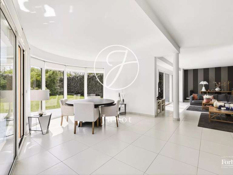 Maison La Celle-Saint-Cloud - 5 chambres - 465m²