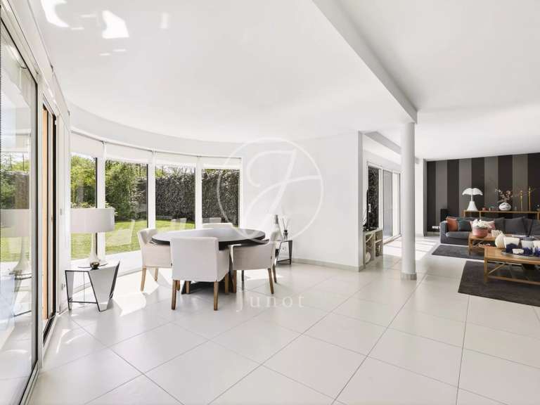 Maison La Celle-Saint-Cloud - 5 chambres - 465m²