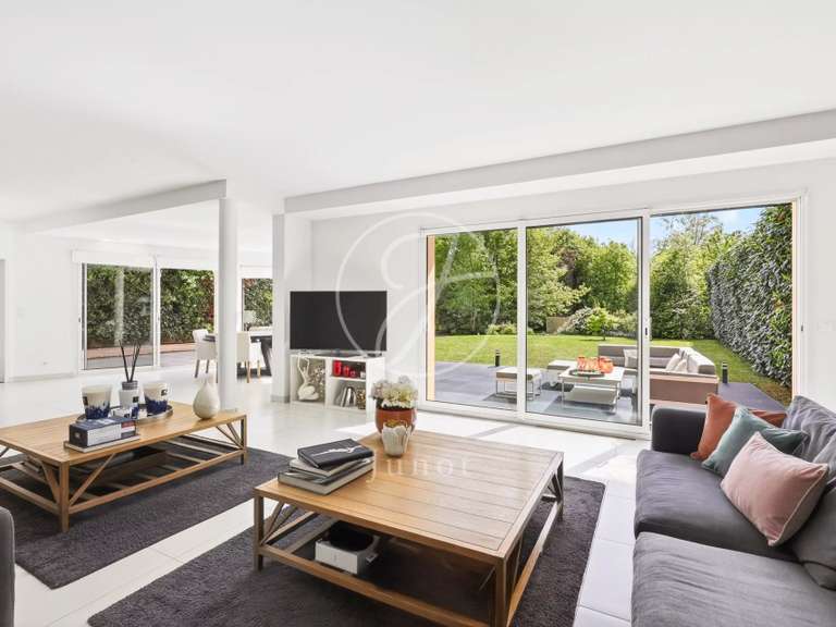 Maison La Celle-Saint-Cloud - 5 chambres - 465m²