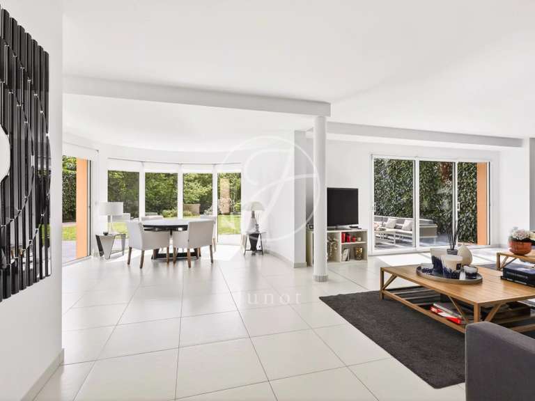 Maison La Celle-Saint-Cloud - 5 chambres - 465m²