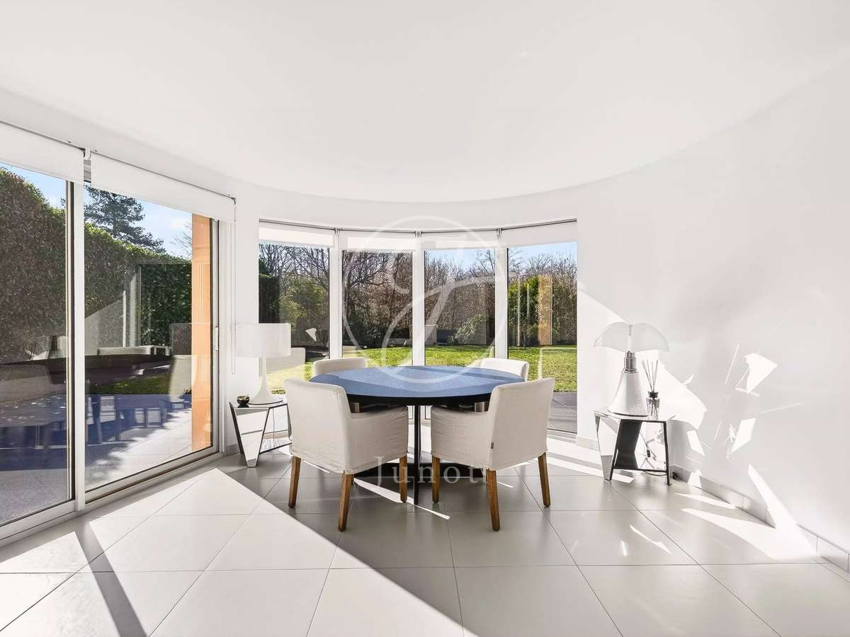 House La Celle-Saint-Cloud