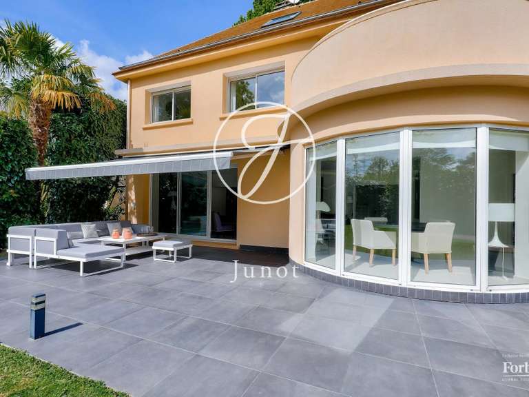 Maison La Celle-Saint-Cloud - 5 chambres - 465m²