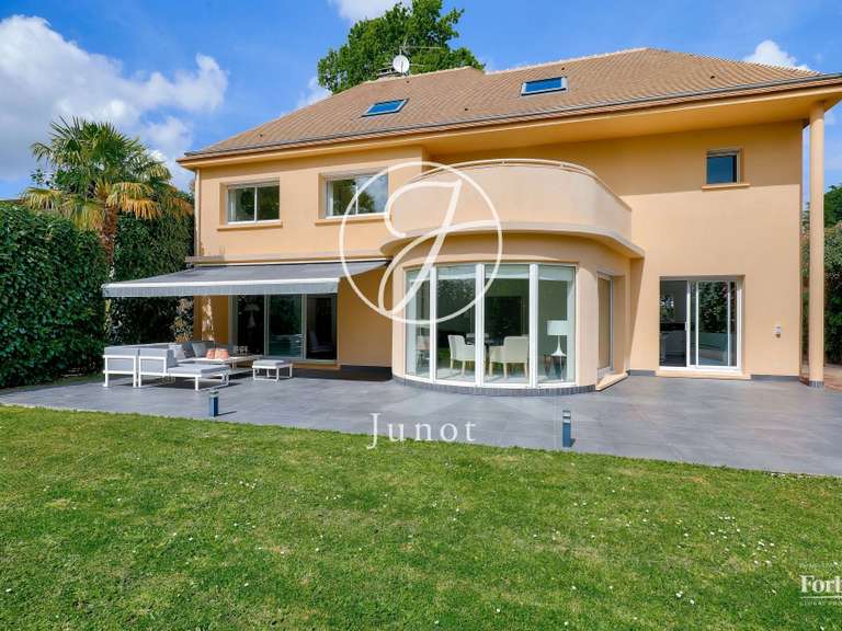 Maison La Celle-Saint-Cloud - 5 chambres - 465m²