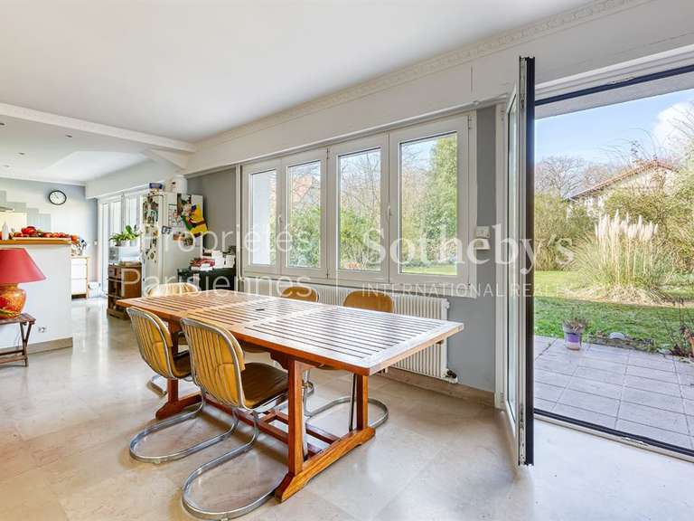 Maison La Celle-Saint-Cloud - 6 chambres - 340m²
