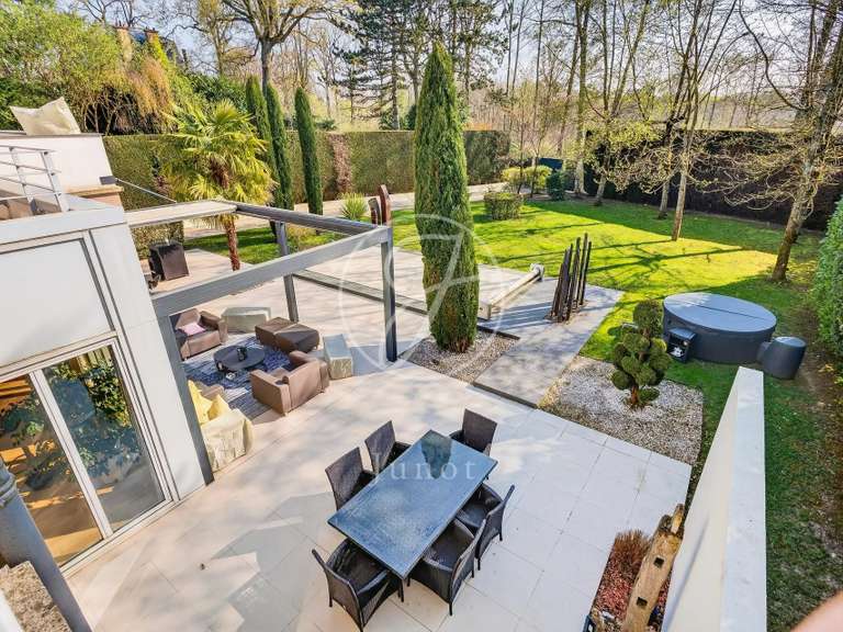 House La Celle-Saint-Cloud - 4 bedrooms - 312m²