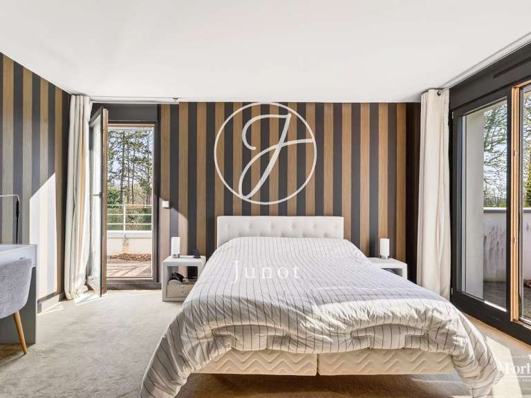 Maison La Celle-Saint-Cloud - 4 chambres - 312m²