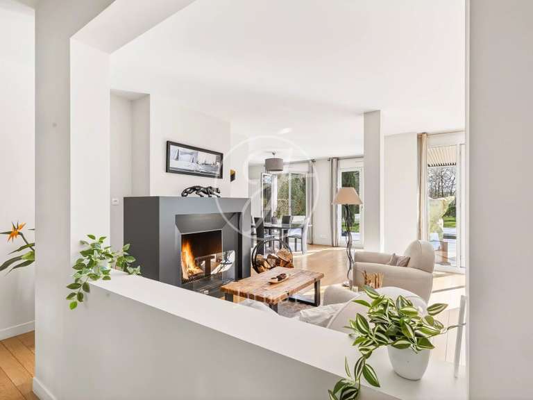 Maison La Celle-Saint-Cloud - 4 chambres - 312m²