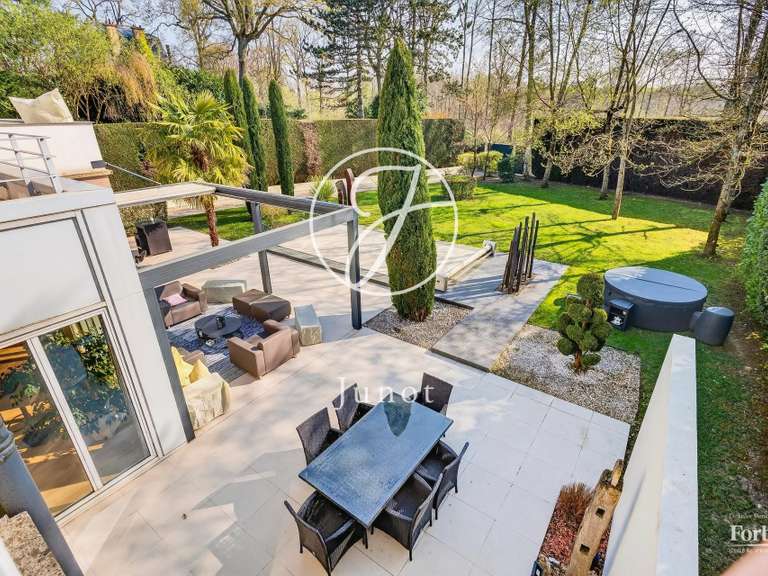 Maison La Celle-Saint-Cloud - 4 chambres - 312m²