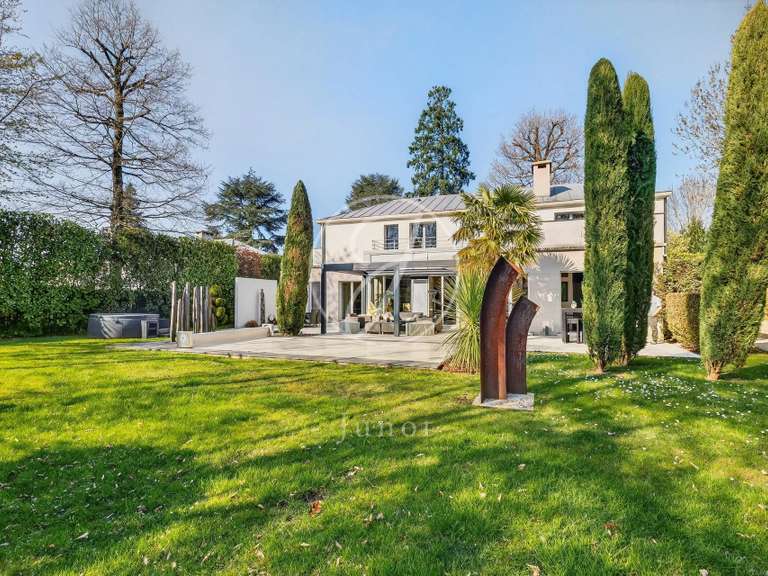 House La Celle-Saint-Cloud - 4 bedrooms - 312m²