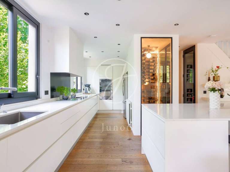 Maison La Celle-Saint-Cloud - 7 chambres - 325m²