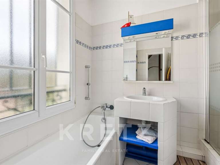 Maison La Celle-Saint-Cloud - 6 chambres - 215m²