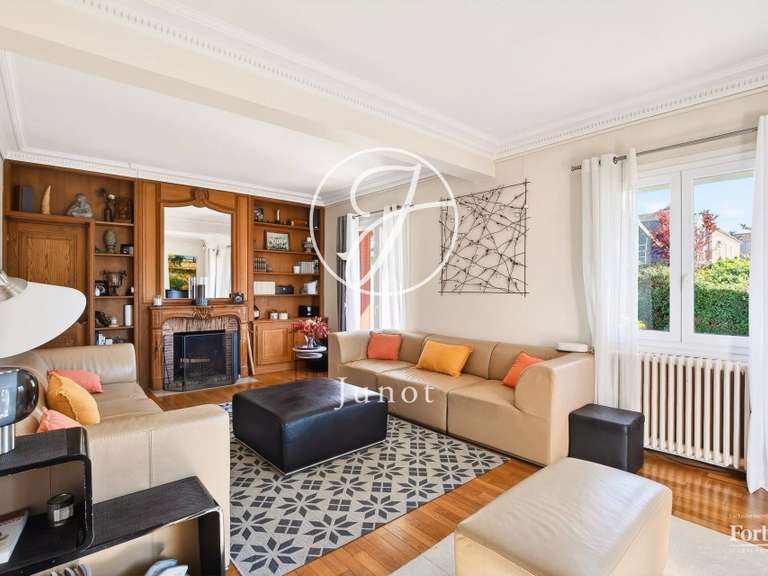 Maison La Celle-Saint-Cloud - 5 chambres - 275m²