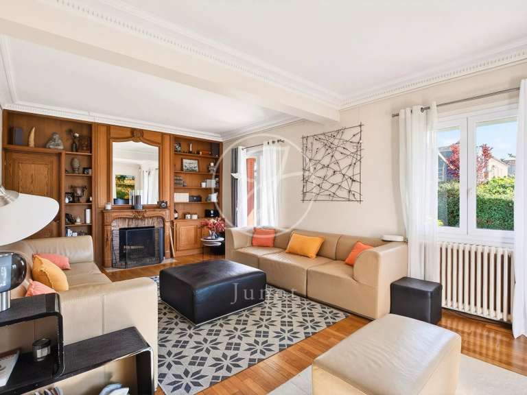 Maison La Celle-Saint-Cloud - 5 chambres - 275m²