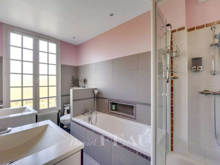 Maison La Celle-Saint-Cloud - 4 chambres - 300m²