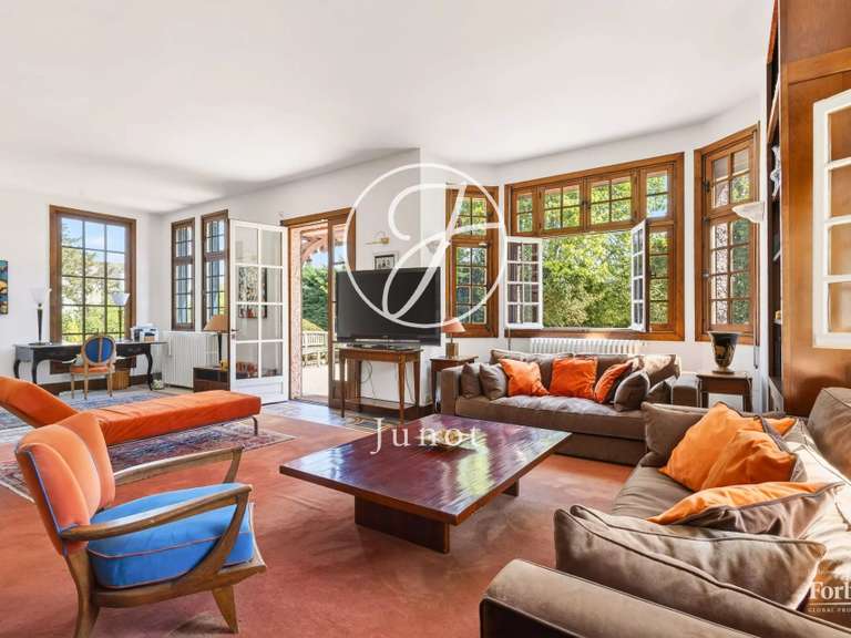 Maison La Celle-Saint-Cloud - 6 chambres - 338m²