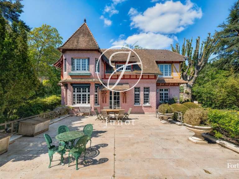 Maison La Celle-Saint-Cloud - 6 chambres - 338m²