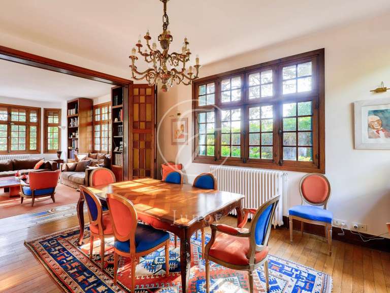 Maison La Celle-Saint-Cloud - 6 chambres - 337m²