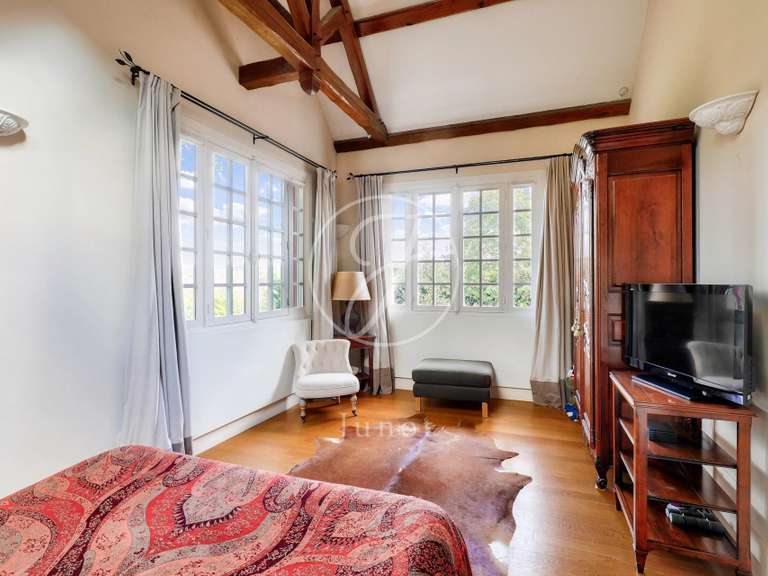 Maison La Celle-Saint-Cloud - 6 chambres - 337m²