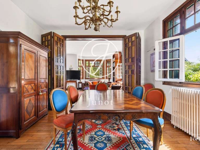 Maison La Celle-Saint-Cloud - 6 chambres - 338m²