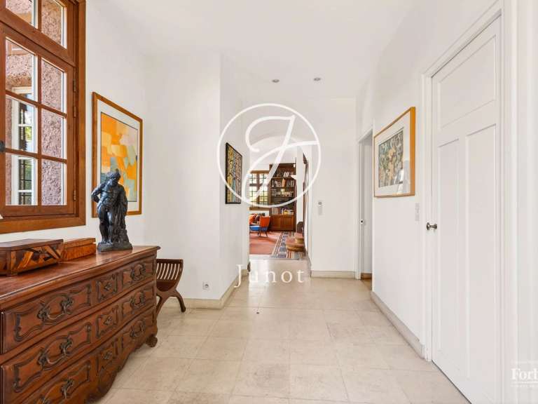 Maison La Celle-Saint-Cloud - 6 chambres - 338m²