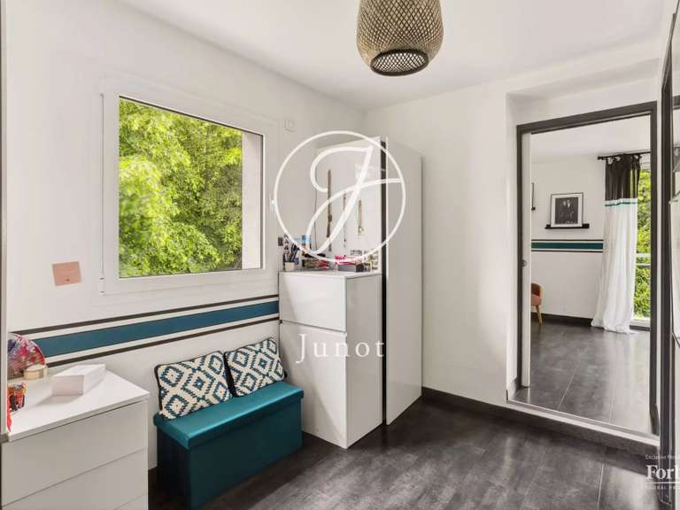 Maison La Celle-Saint-Cloud - 6 chambres - 205m²