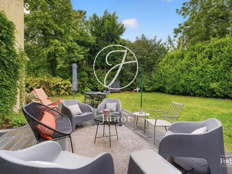 Maison La Celle-Saint-Cloud - 6 chambres - 205m²