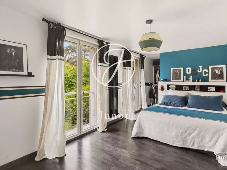 Maison La Celle-Saint-Cloud - 6 chambres - 205m²