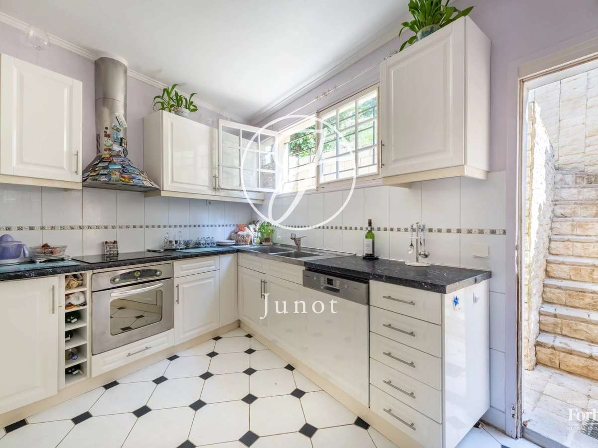 House La Celle-Saint-Cloud