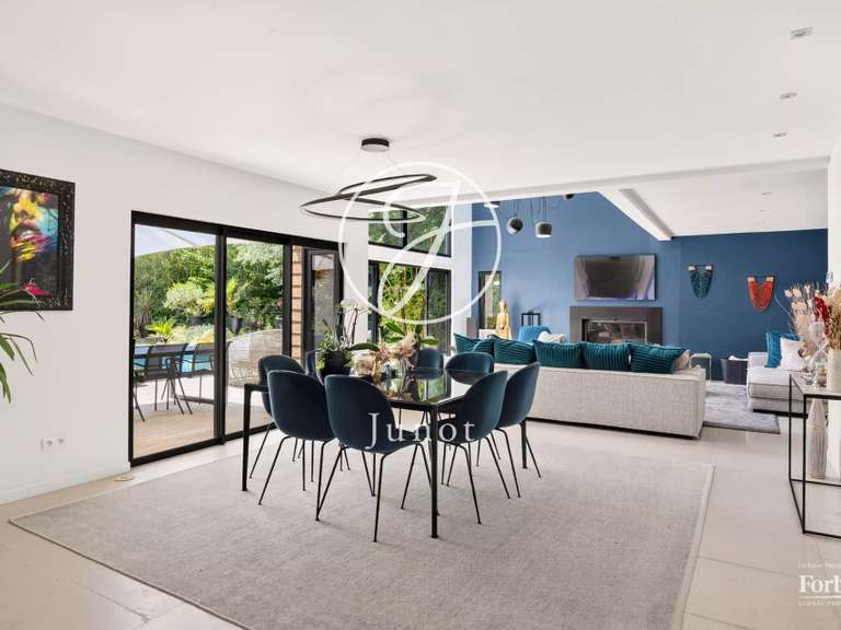 House La Celle-Saint-Cloud - 4 bedrooms - 441m²