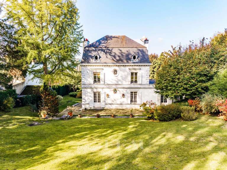 Maison La Celle-Saint-Cloud - 6 chambres - 301m²