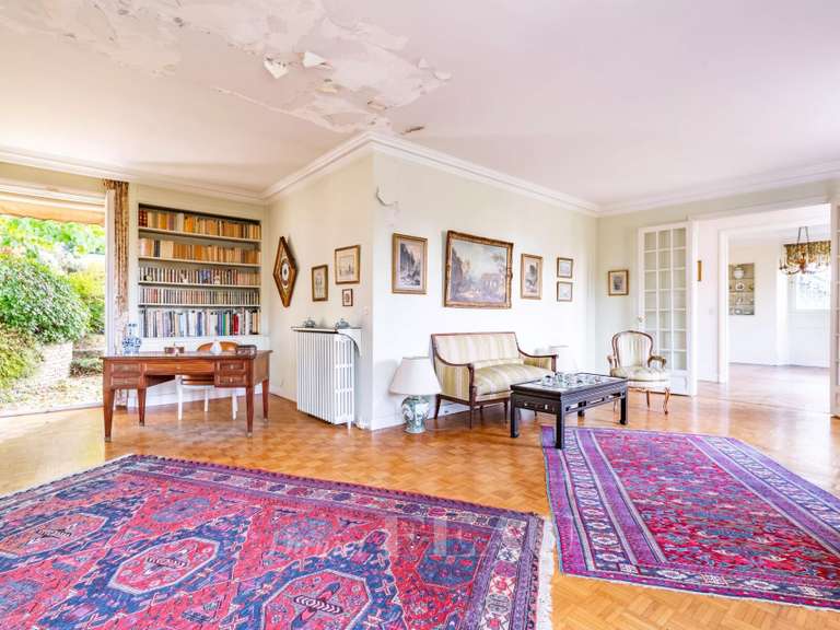 Maison La Celle-Saint-Cloud - 6 chambres - 301m²