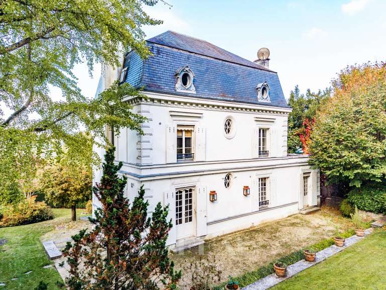 Maison La Celle-Saint-Cloud - 6 chambres - 301m²