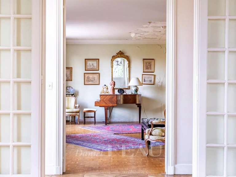 Maison La Celle-Saint-Cloud - 6 chambres - 301m²