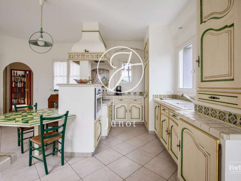 Maison La Celle-Saint-Cloud - 4 chambres - 323m²