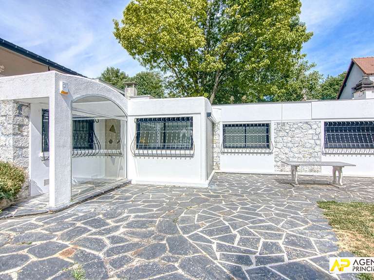 Maison La Celle-Saint-Cloud - 3 chambres - 190m²