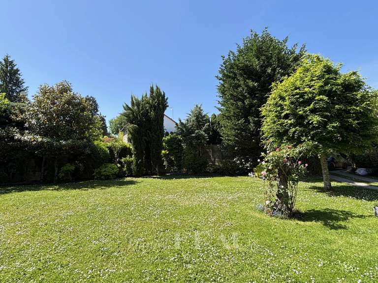 Maison La Celle-Saint-Cloud - 5 chambres - 442m²