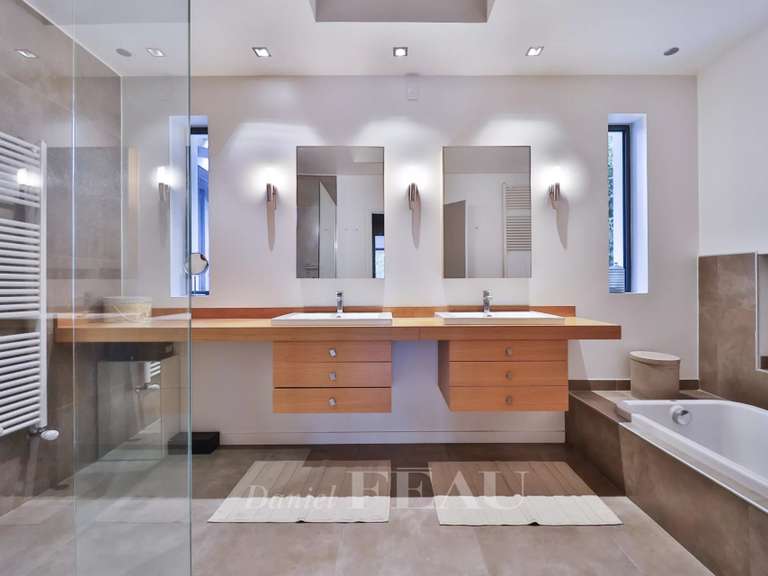 Maison La Celle-Saint-Cloud - 5 chambres - 442m²