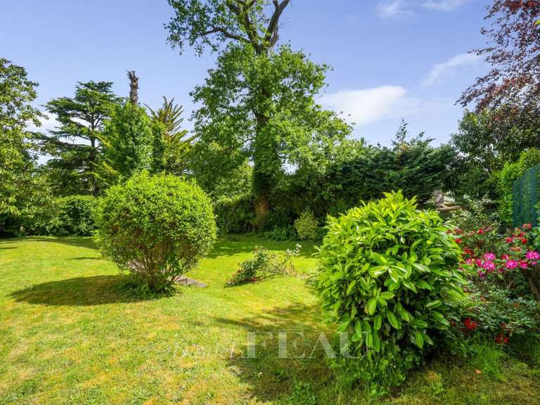 Maison La Celle-Saint-Cloud - 3 chambres - 204m²