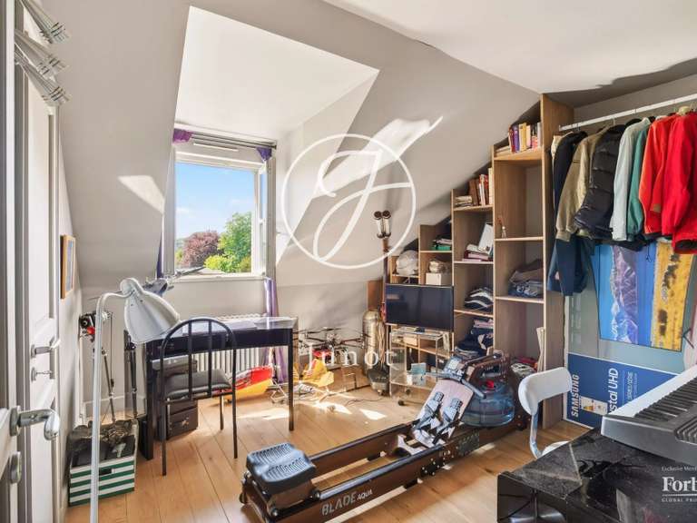 Maison La Celle-Saint-Cloud - 5 chambres - 208m²