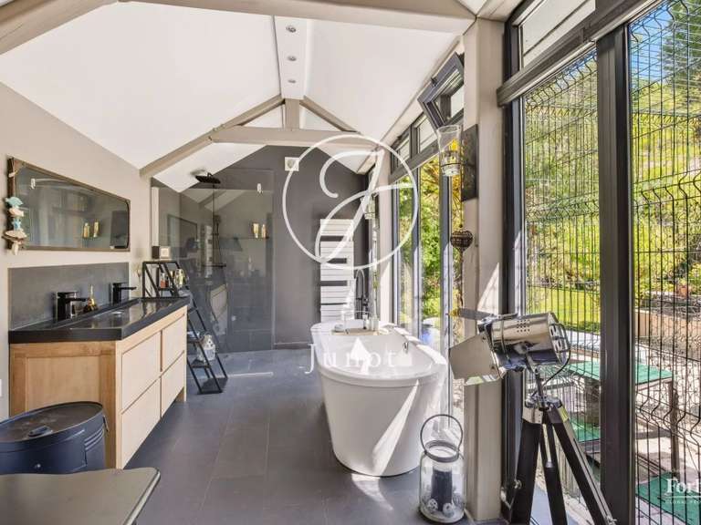 Maison La Celle-Saint-Cloud - 5 chambres - 208m²