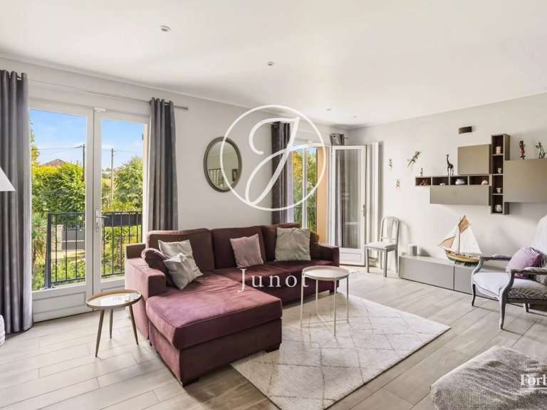Maison La Celle-Saint-Cloud - 4 chambres - 190m²