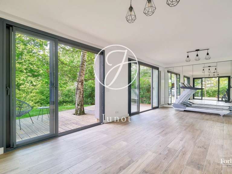 Maison La Celle-Saint-Cloud - 5 chambres - 240m²