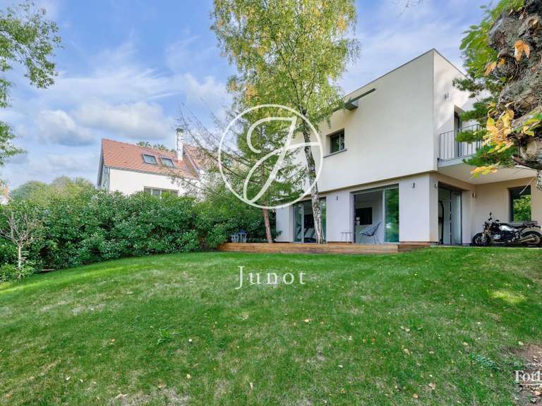 Maison La Celle-Saint-Cloud - 5 chambres - 240m²