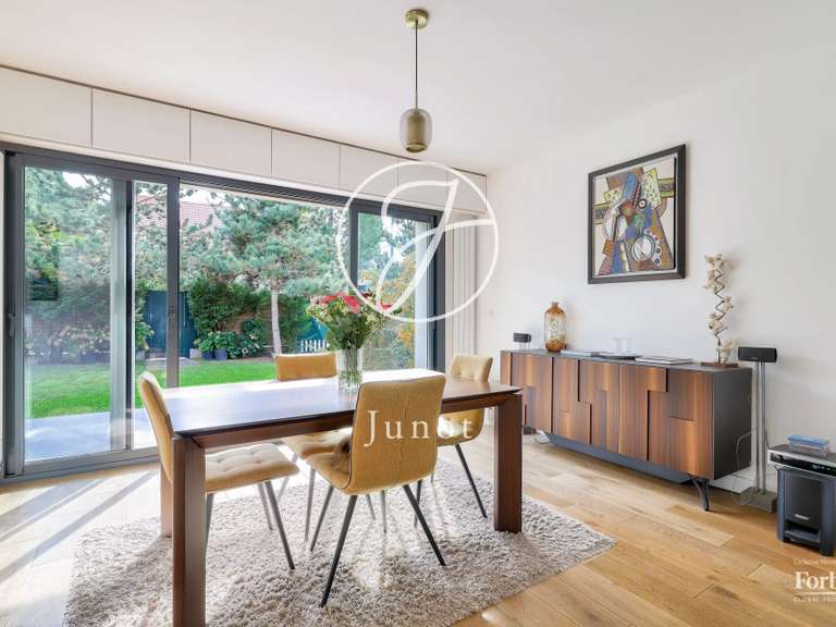 Maison La Celle-Saint-Cloud - 5 chambres - 240m²