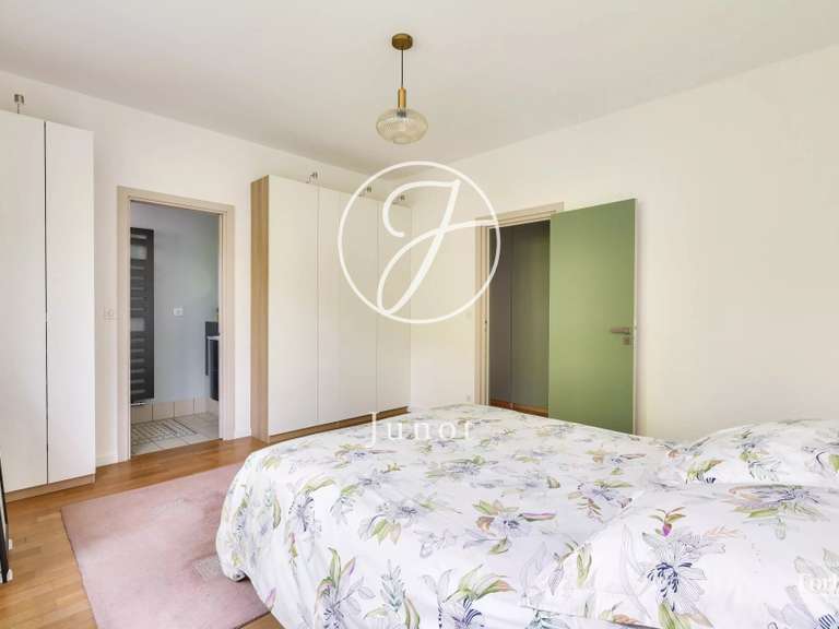 Maison La Celle-Saint-Cloud - 5 chambres - 240m²