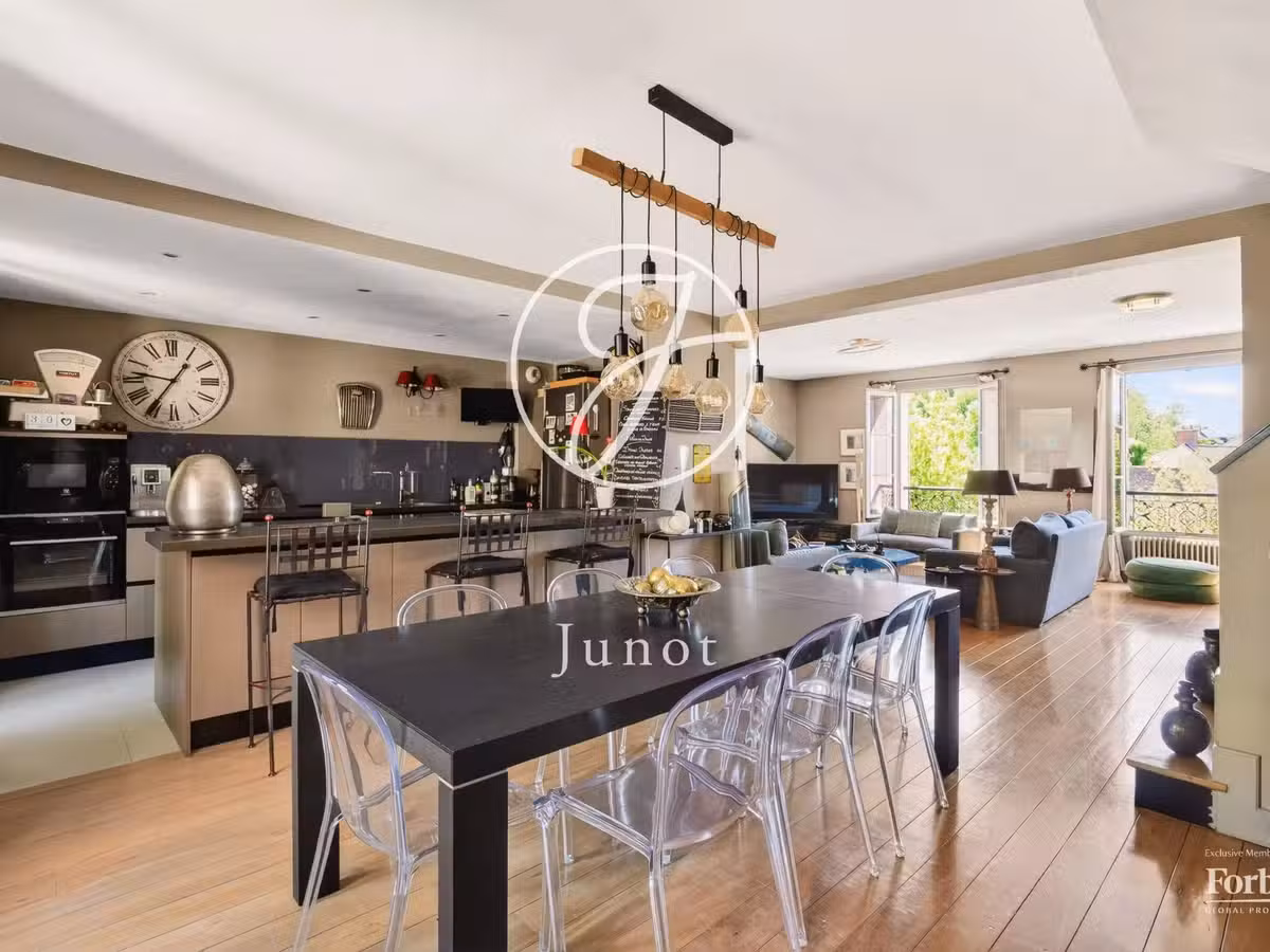 House La Celle-Saint-Cloud